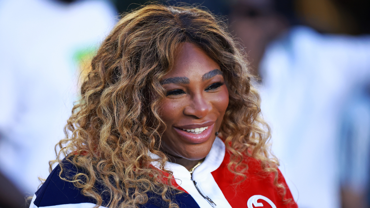 Serena Williams first athlete to receive Fashion Icon award