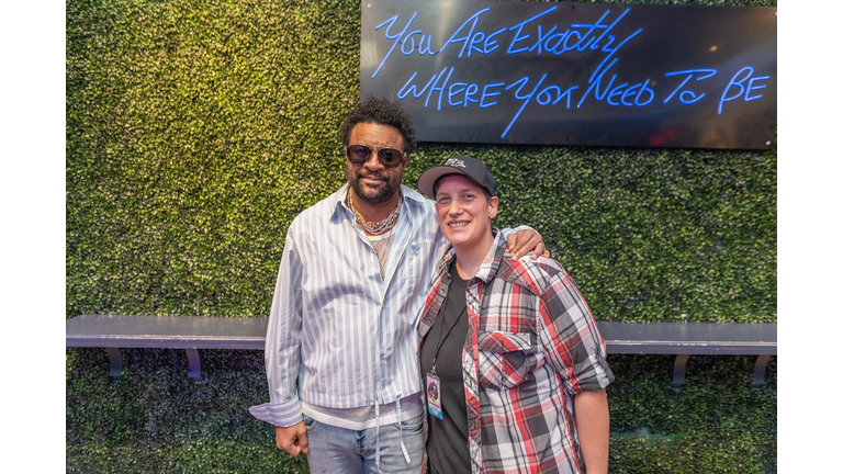 Shaggy Sunset Soundstage with 105.5 The Beat
