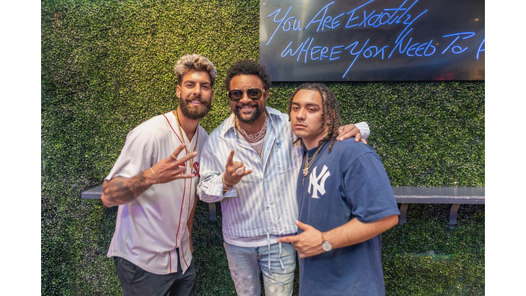 Shaggy Sunset Soundstage with 105.5 The Beat