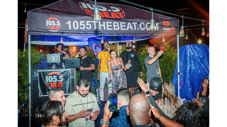 Shaggy Sunset Soundstage with 105.5 The Beat