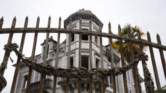 The 'Creepiest Haunted House' In California