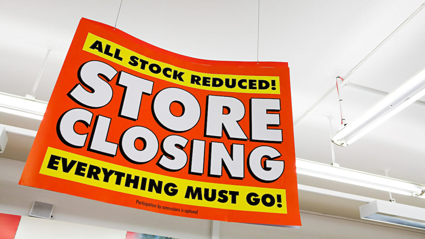 Store closing sign