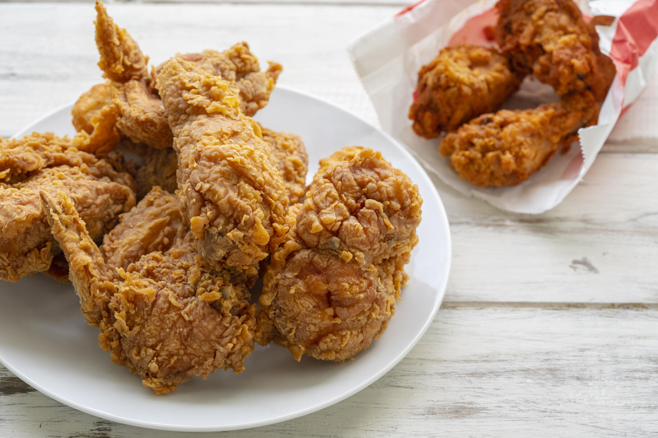 This Restaurant Serves The Best Fried Chicken In Minnesota | iHeart