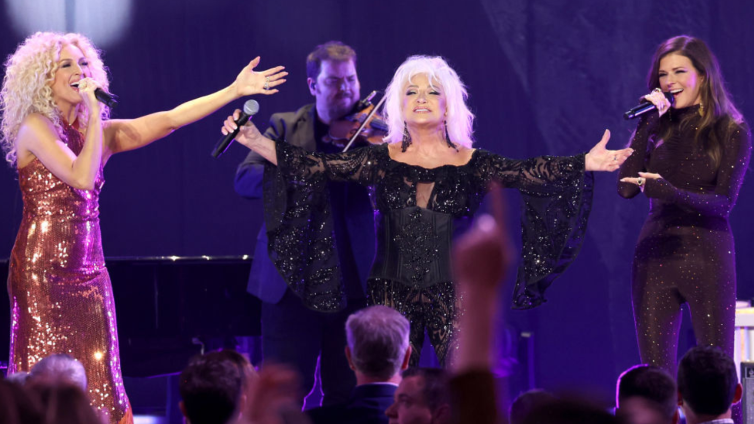 Tanya Tucker, Little Big Town Deliver Dazzling Performance Of 'Delta ...