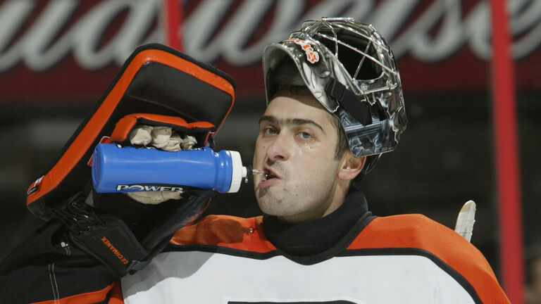 Roman Cechmanek takes a break