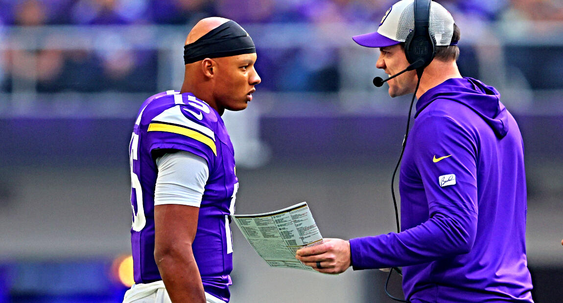 Kevin O'Connell Addressed Vikings QB Situation After 'MNF' Loss | Fox ...