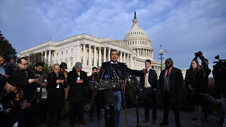 US-POLITICS-CONGRESS-SANTOS