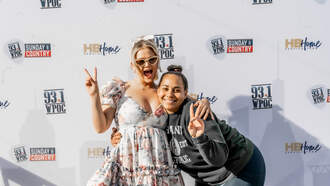 Sunday in the Country Meet & Greet Photos - Hailey Whitters