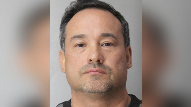 Giovanny Campos, 50