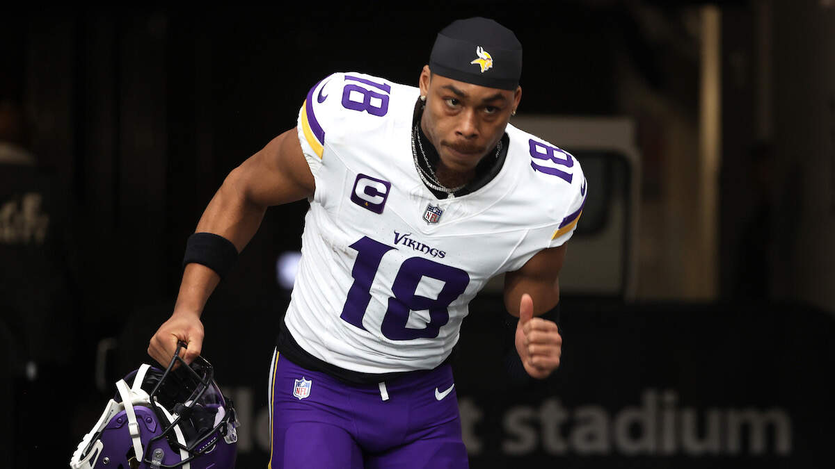 The Vikings plan to put Justin Jefferson on injured reserve, meaning the WR  will miss at least four games with a hamstring…