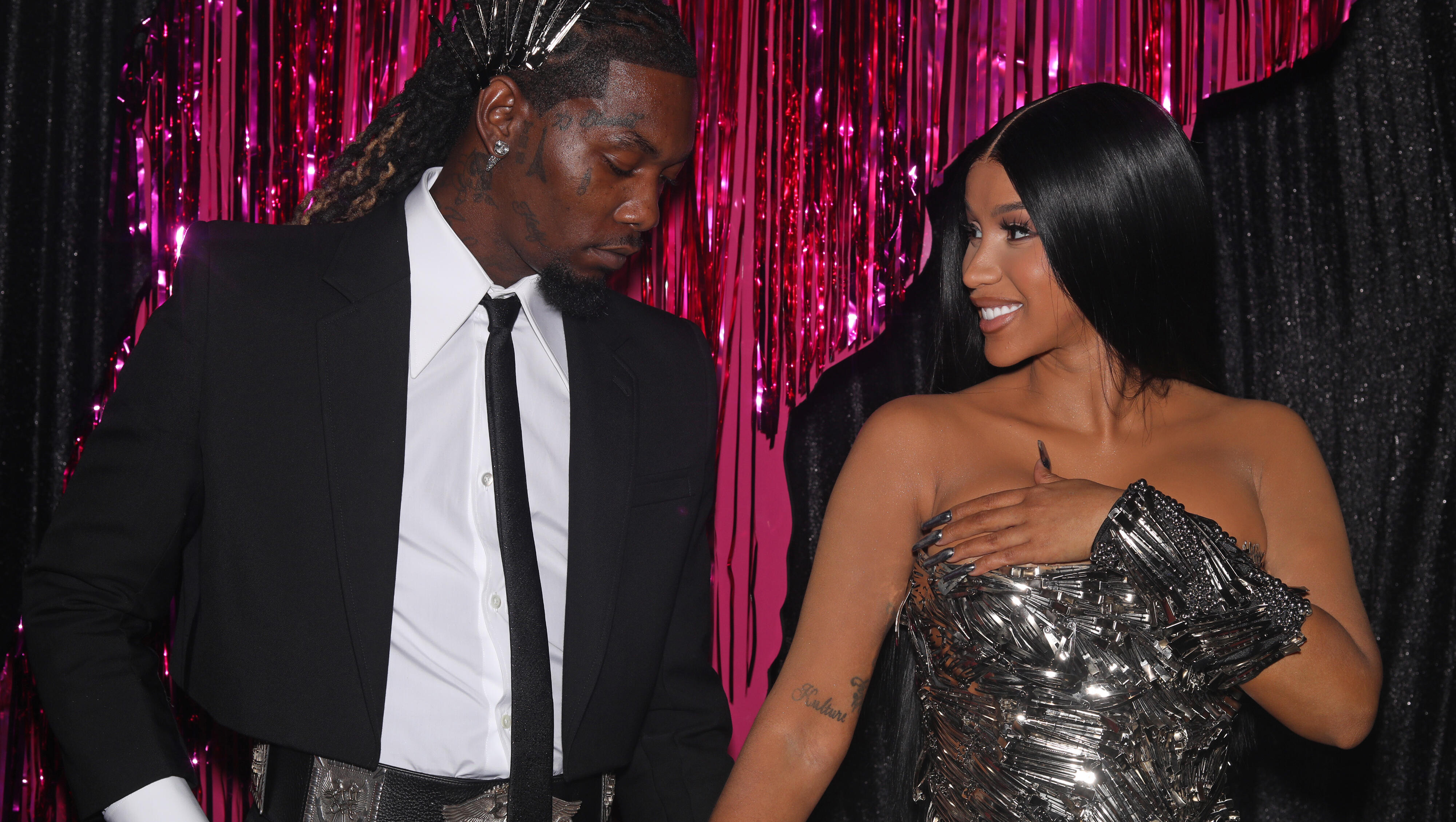 Cardi B. Confirms She's Single! No Longer with Offset!