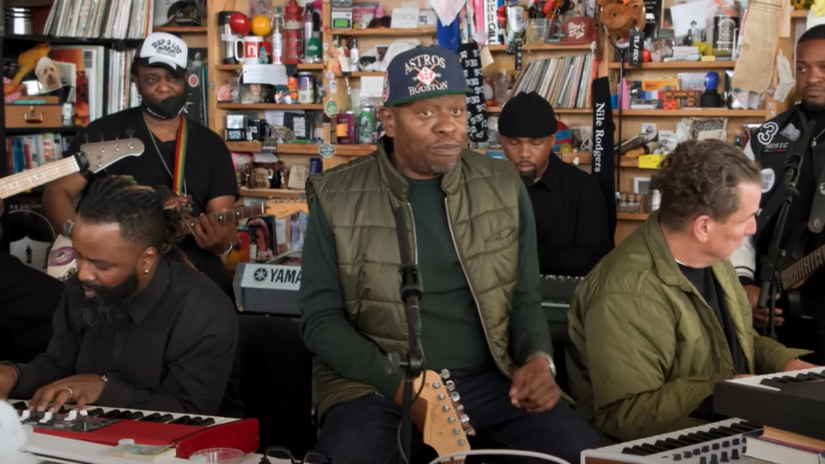 Scarface Delivers His Classics During Intimate NPR 'Tiny Desk ...