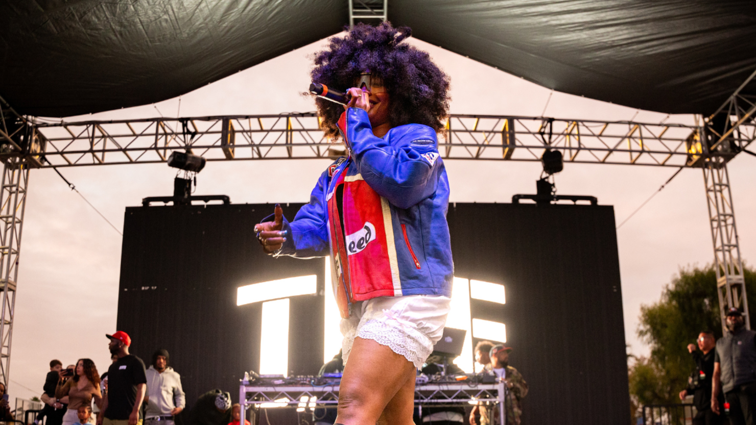 SZA