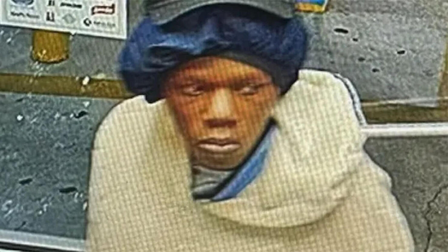 Woman accused of pretending to be a Waffle House employee