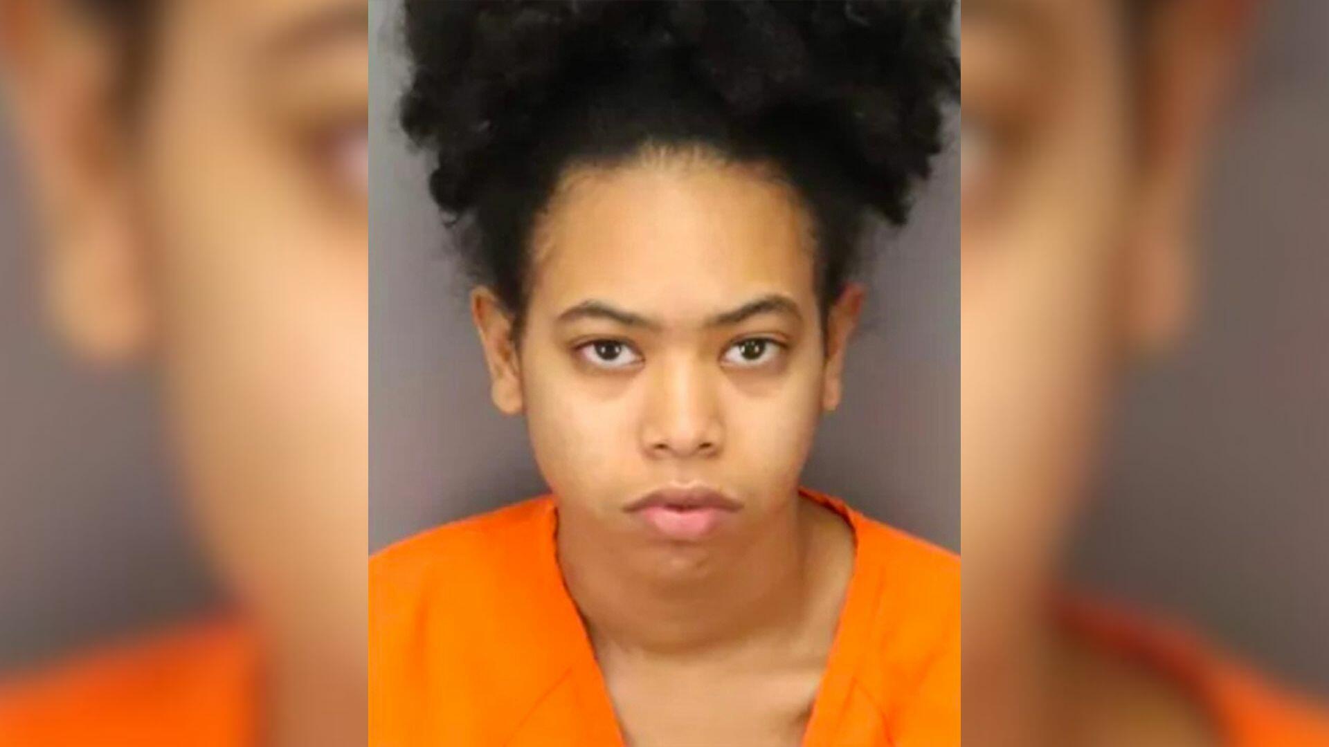 Florida Woman Arrested For Allegedly Striking Boyfriend With Christmas ...