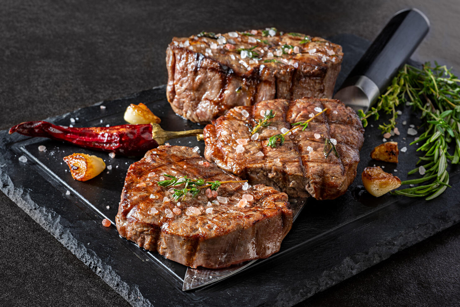 Grilled Fillet Steak with Herbs