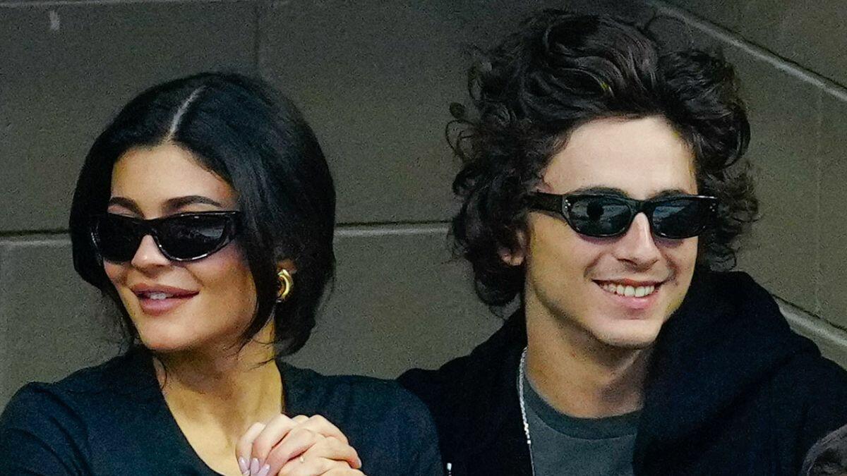 Kylie Jenner & Timothée Chalamet's Romance Flourishes Over The Holidays ...