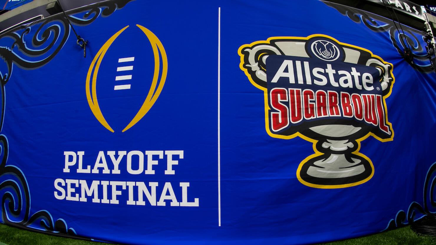 COLLEGE FOOTBALL: JAN 01 CFP Semifinal - Allstate Sugar Bowl - Texas vs Washington