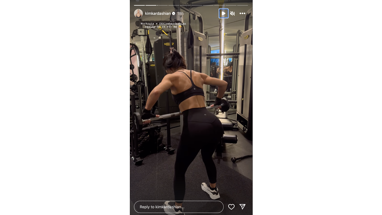 Kim Kardashian shows off her shredded back muscles during workout with Khloé