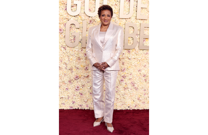 81st Annual Golden Globe Awards - Arrivals