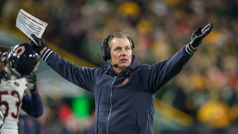 Chicago Bears v Green Bay Packers