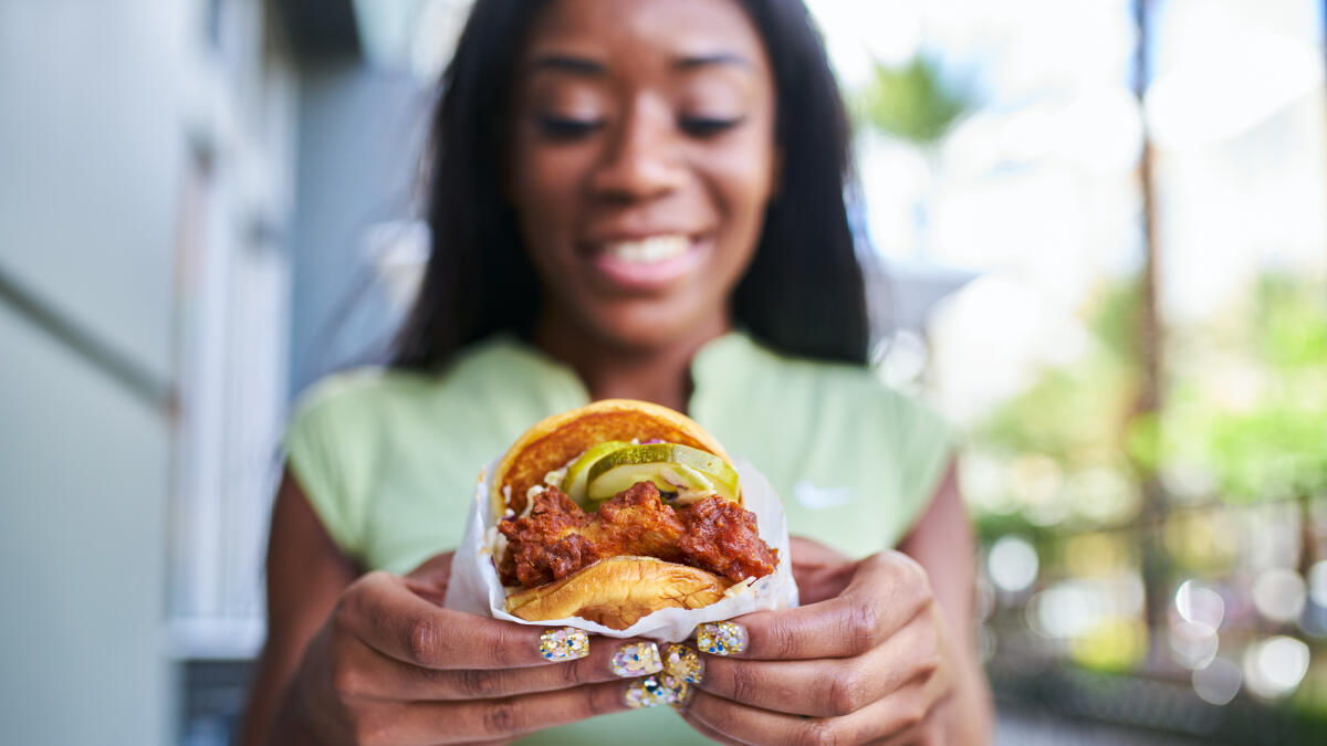 North Carolina Restaurant Serves The 'Best Chicken Sandwich' In The ...