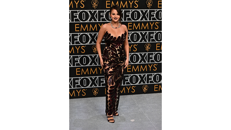 US-ENTERTAINMENT-TV-AWARDS-EMMY-ARRIVALS-RED CARPET