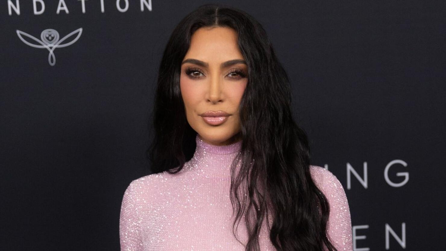 Kim Kardashian Shows Off Extravagant Office For New Tiktok Trend Iheart