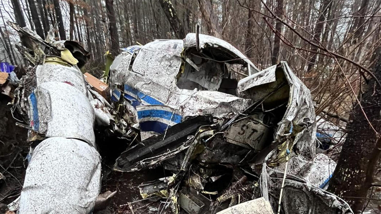 Cargo plane crashes in New Hampshire