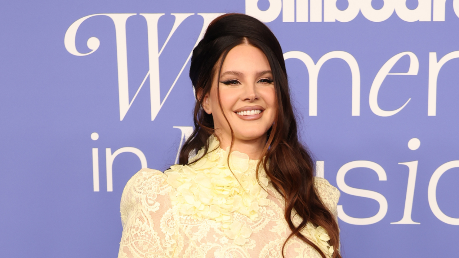 Lana Del Rey Reveals 'We're Going Country' On 10th Studio Album 'Lasso