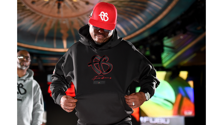 Runway 7 Spring / Summer 2024 Collections - Actively Black