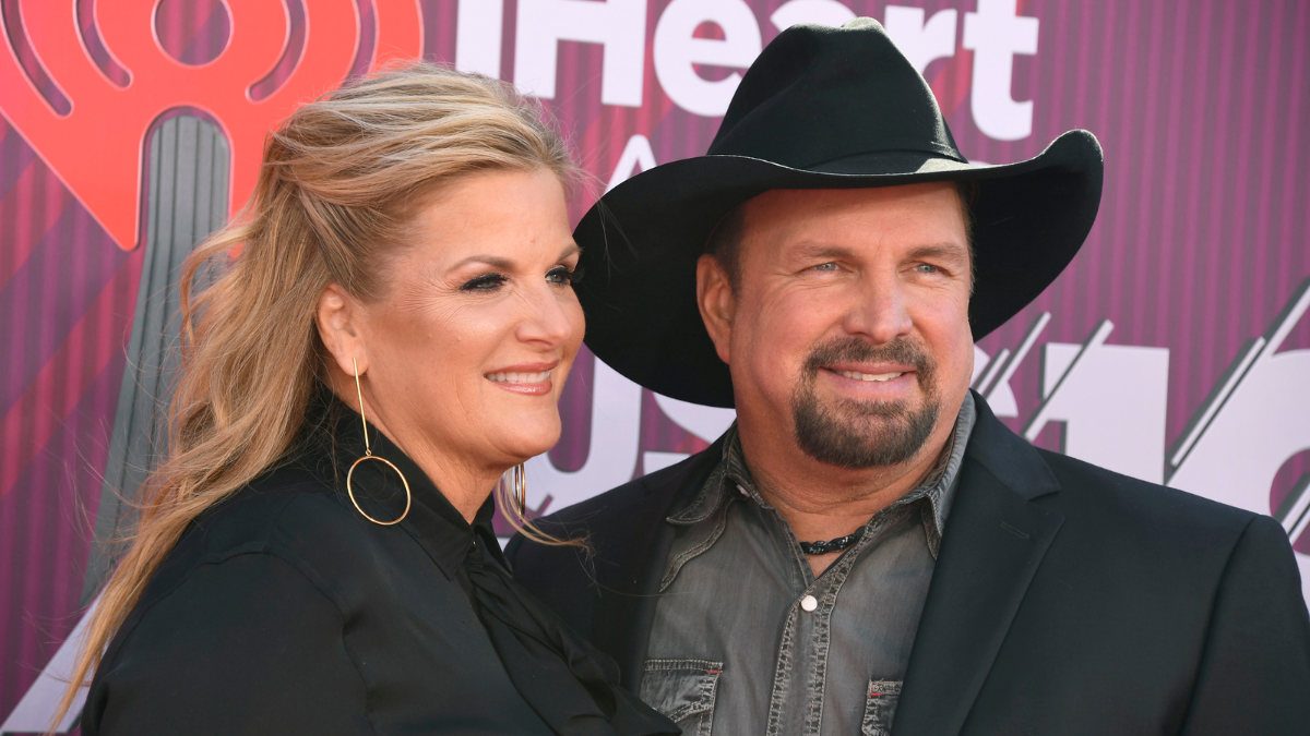 Trisha Yearwood Pens Heartfelt Tribute To 'Love Of My Life' Garth