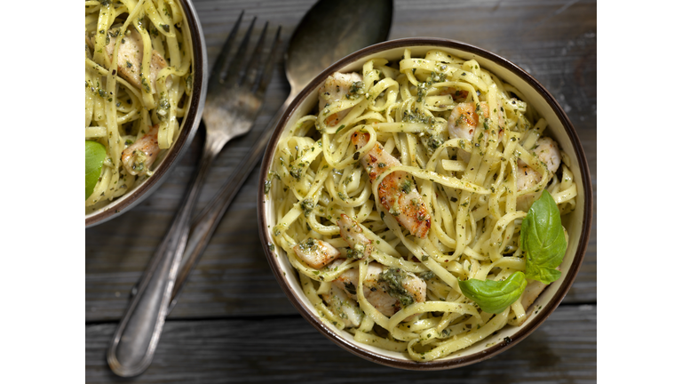 Linguine with Grilled Chicken and Basil Pesto Sauce