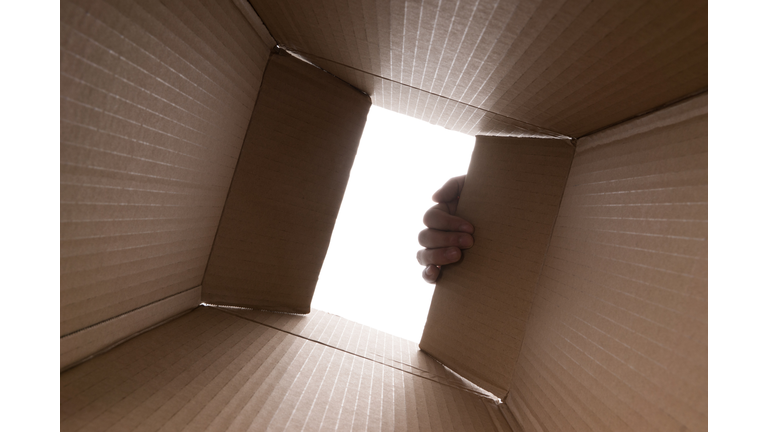 Hand Opening Cardboard Box