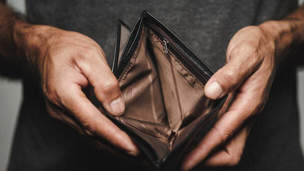 Polling Premonition: Most Voters Down on Economy