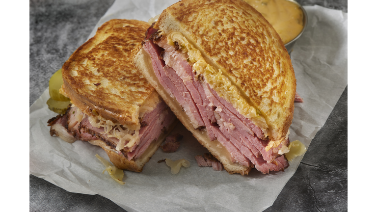 Classic Pastrami on Rye