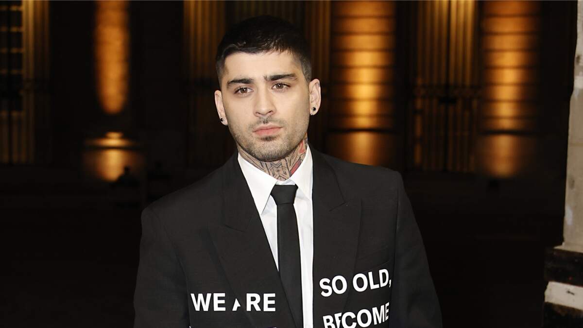 ZAYN Reveals Cover Art, Release Date For New Album 'Room Under The ...