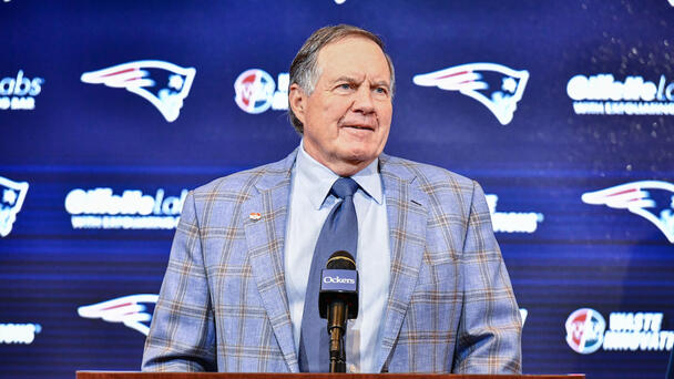Photo Shows Bill Belichick's First Encounter With 24-Year-Old Girlfriend