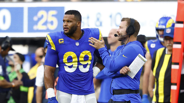 Pittsburgh Steelers v Los Angeles Rams