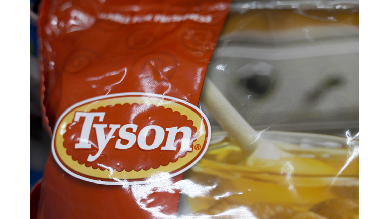 Tyson To Close Four Plants As Chicken Sales Weaken