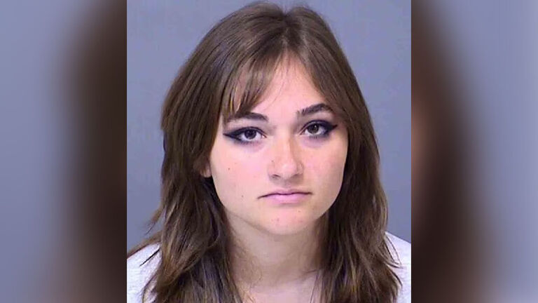 Rachel Berg, 18