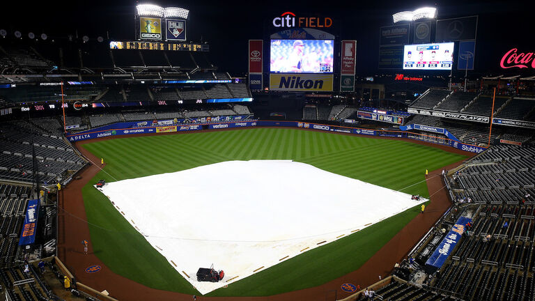 Miami Marlins v New York Mets - Game One