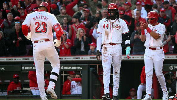 Reds shake and stir the Nats behind Martini's two homers, 8-2 