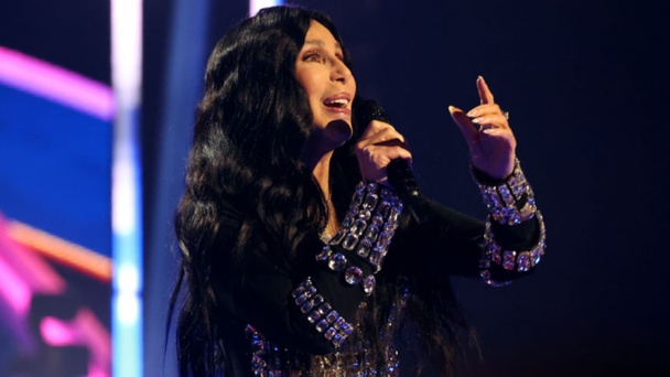 Cher Accepts iHeartRadio Icon Award With Unforgettable Speech, Performance