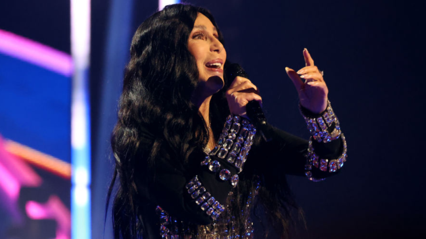 Cher Accepts iHeartRadio Icon Award With Unforgettable Speech ...