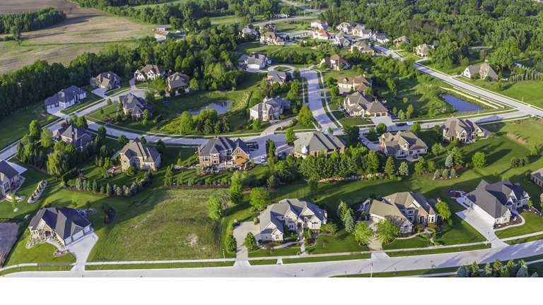 Spectacular view of exclusive homes and idyllic neighborhood.