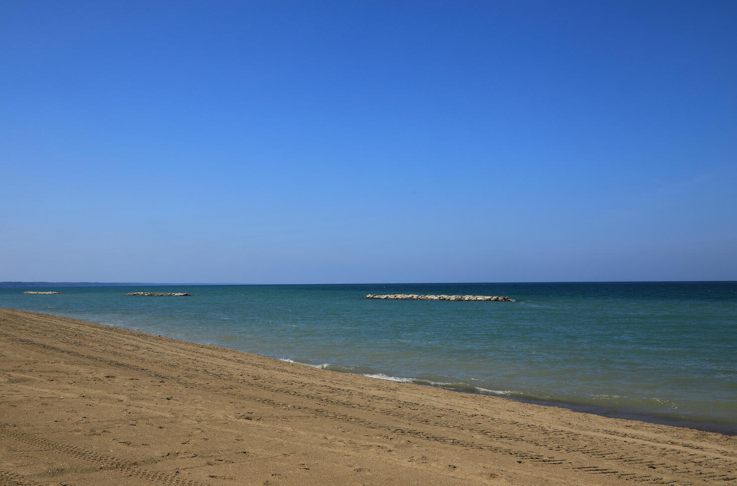 Lake Erie Scenic swimming beach