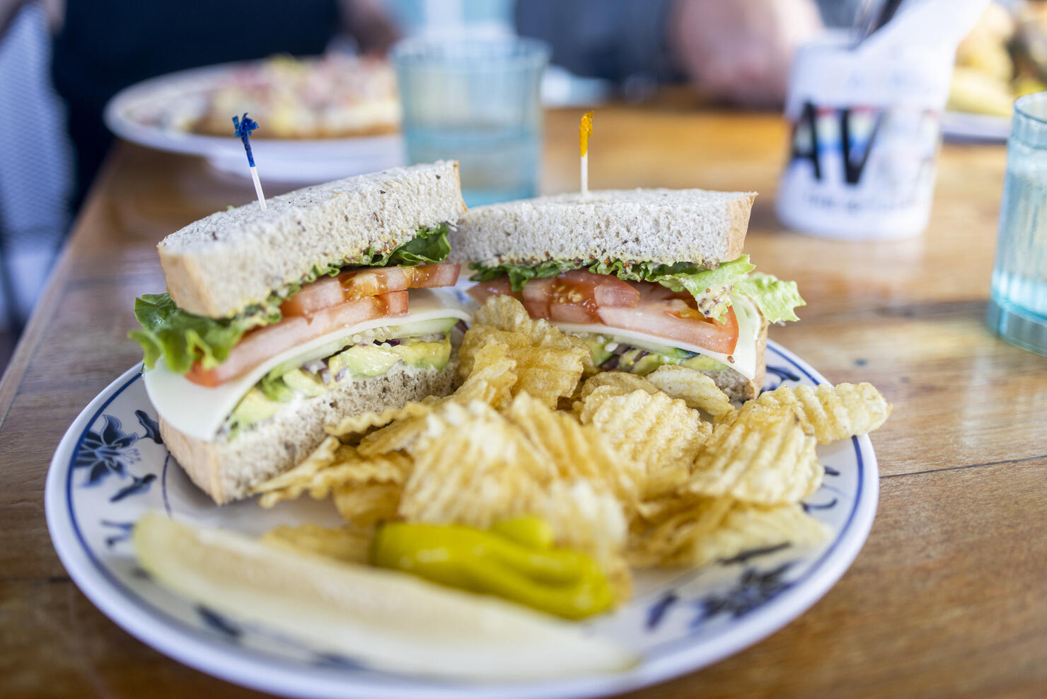 vegetarian sandwich with chips