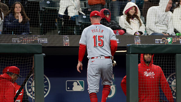 Reds lose second straight to Mariners