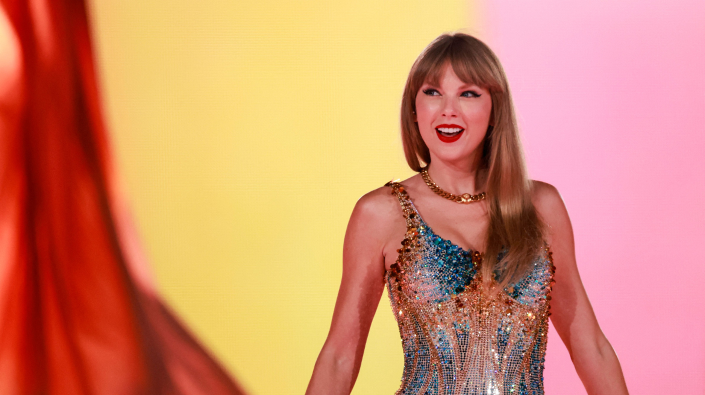 See Which New Taylor Swift Items Are Now On Display In Downtown Nashville